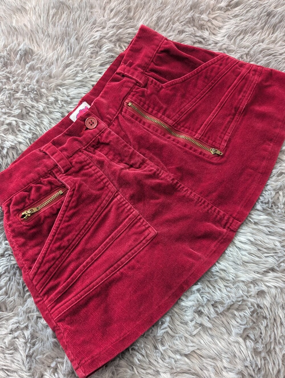 VTG 90s/Y2K Moe Clothing Co - Red Corduroy Low Rise Mini Skirt - Size [3]